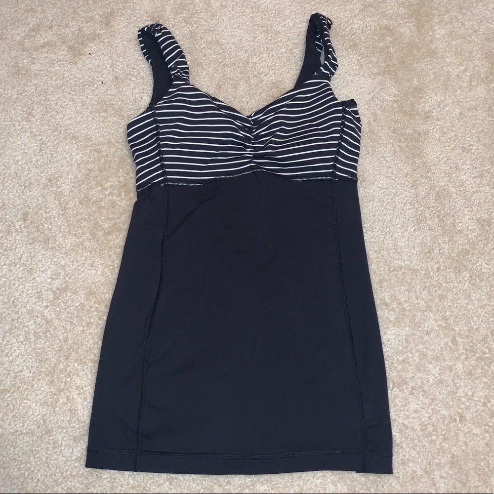 Lululemon tank top